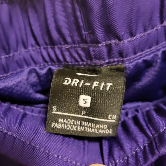 Nike Dri-Fit Warm Up Pant - Picture 2 of 3